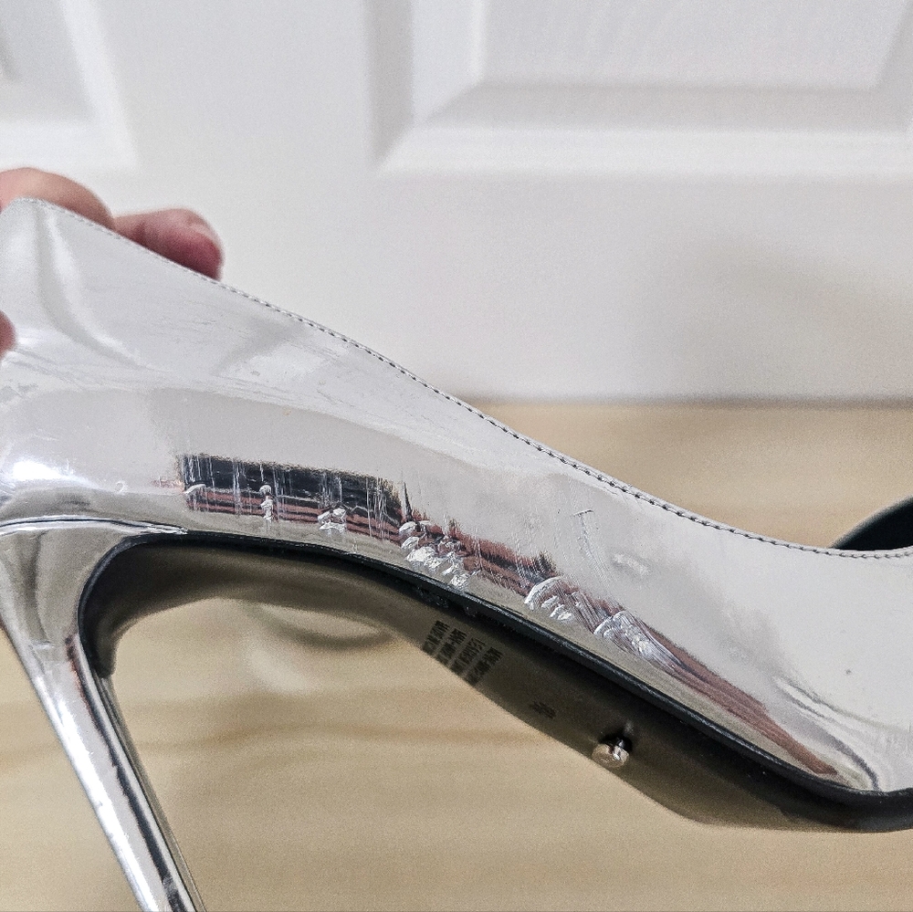 Toni Bianco Anja Metallic Silver Stiletto Heel Pumps Size 8.5 - Picture 15 of 15